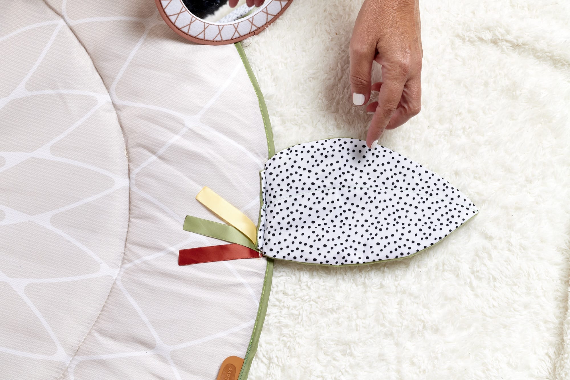 TinyLove BohoChic Luxe DevelopmentalGymini PackShotImages WhiteBackGround