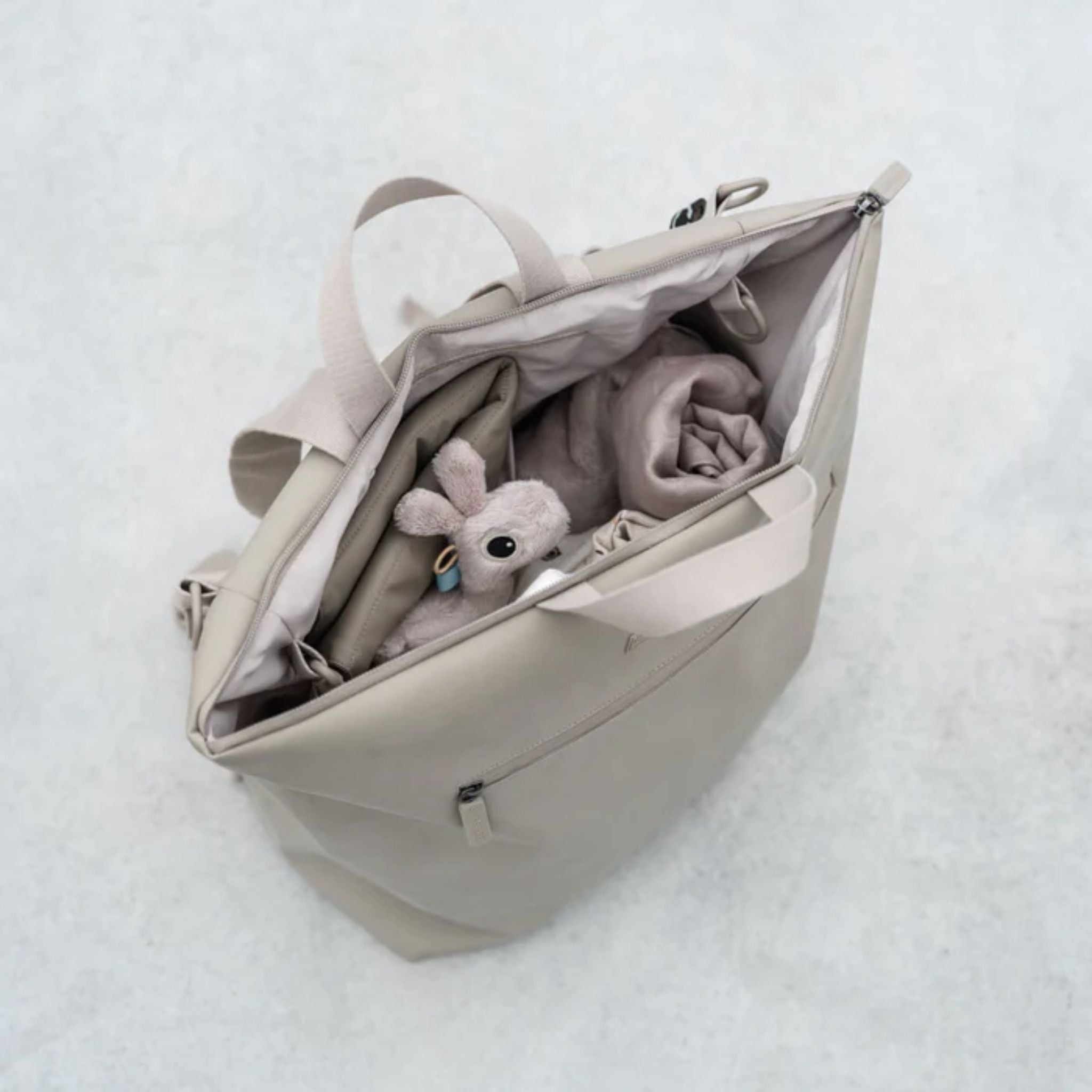 DonebyDeer Changing Backpack