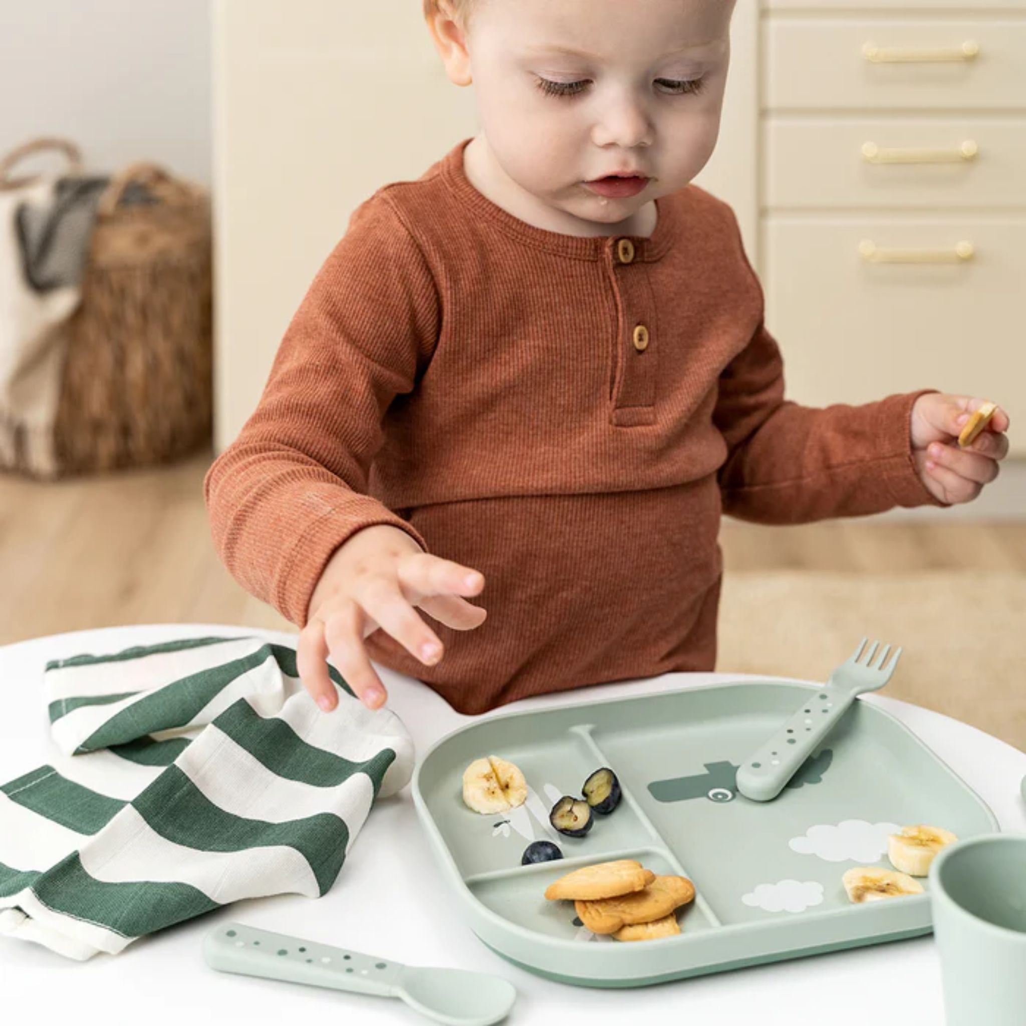 DonebyDeer Foodie Compartment Plate
