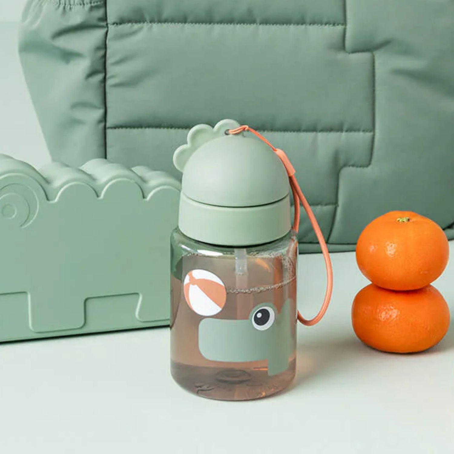 DonebyDeer Straw Bottle Playground
