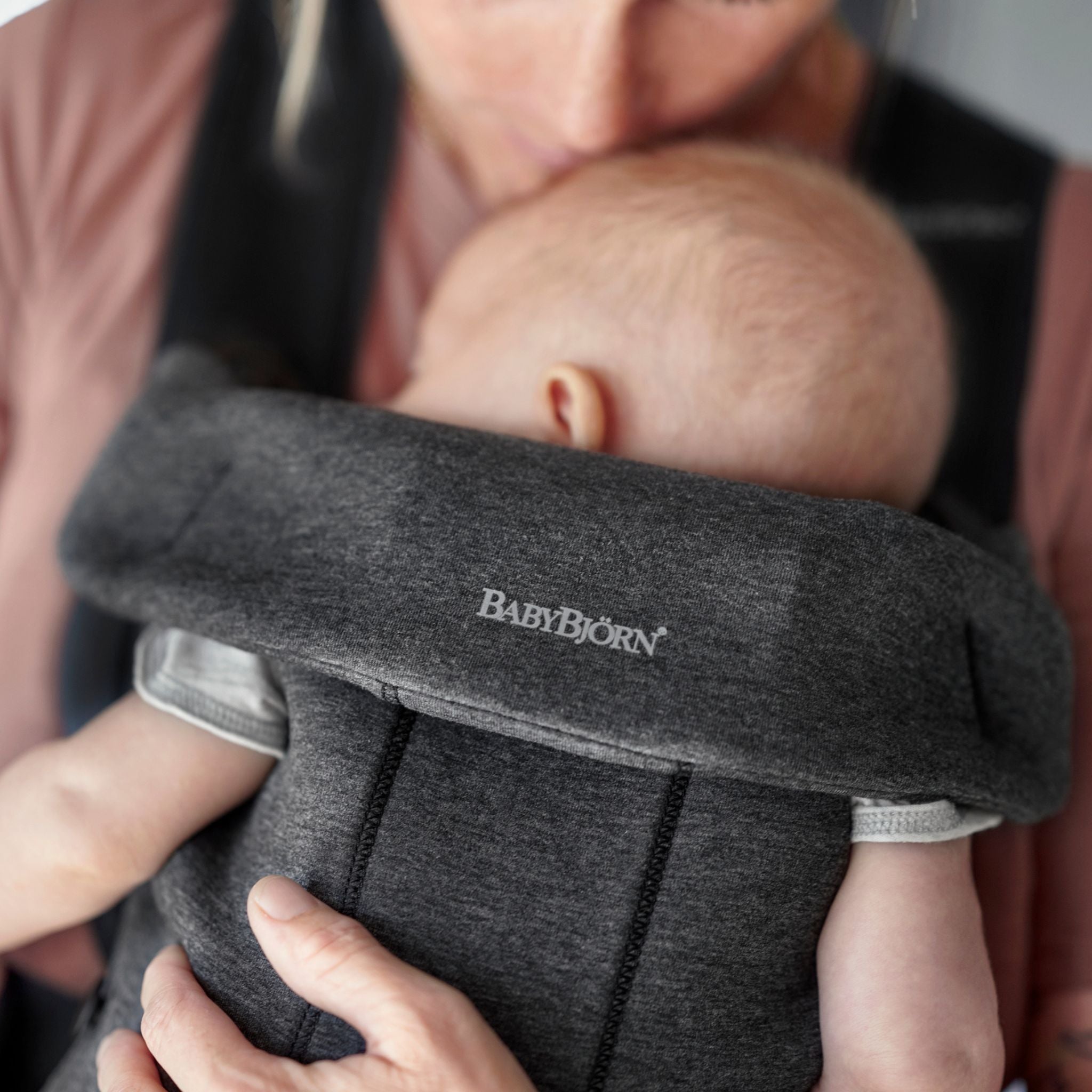BabyBjörn Baby Carrier Mini, Jersey 3D