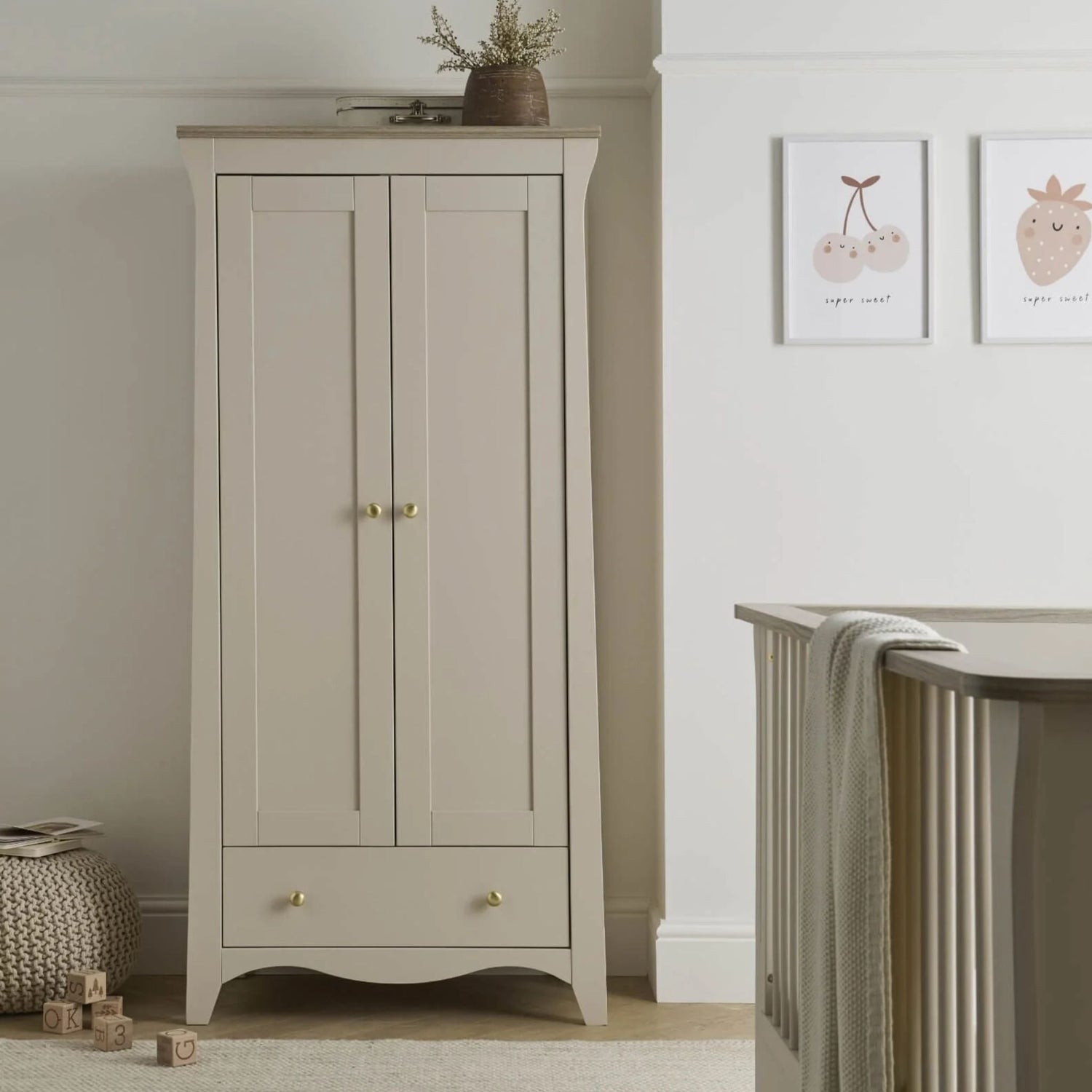 CuddleCo Clara 2 Door Double Wardrobe - Cashmere