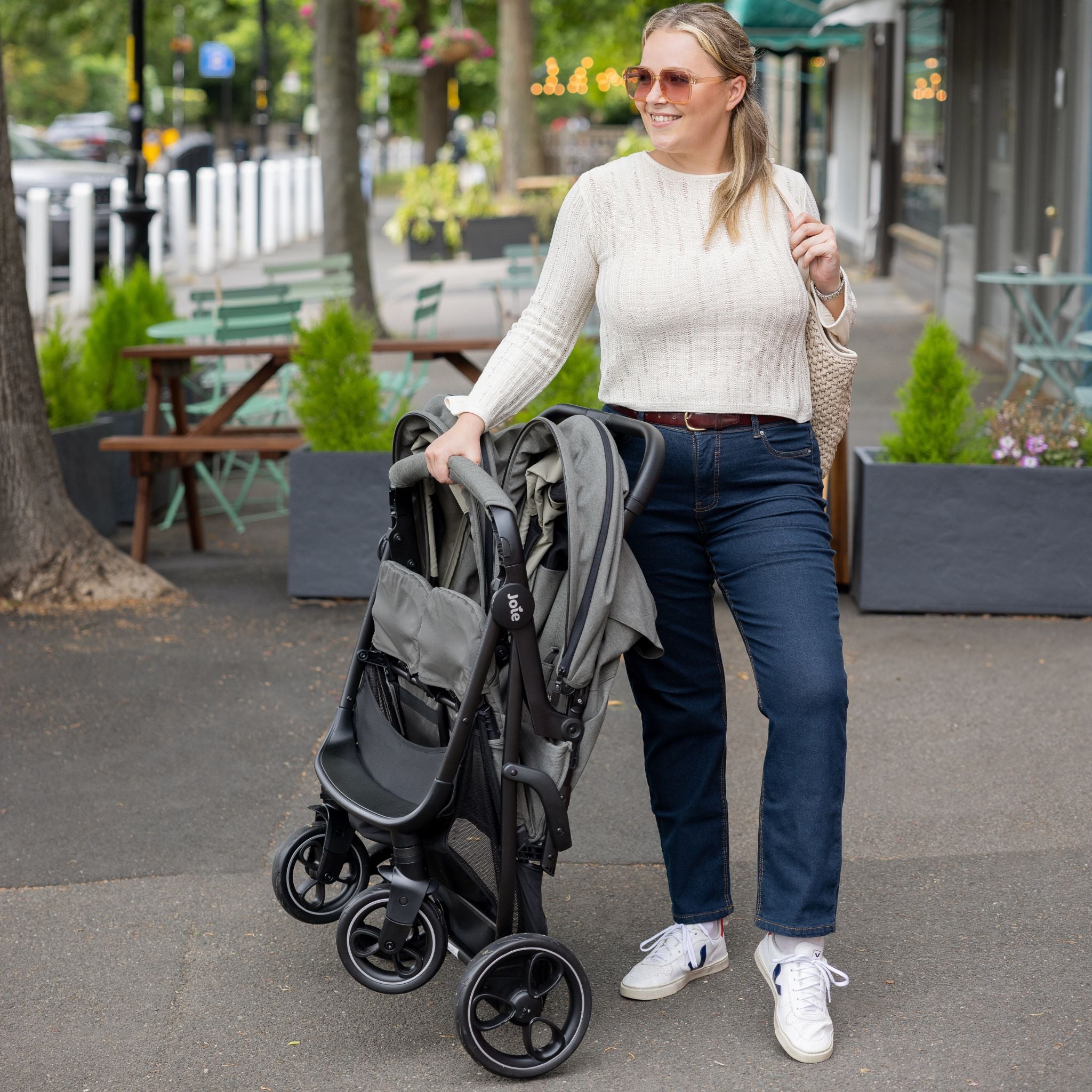 Joie Estrella Signature Stroller