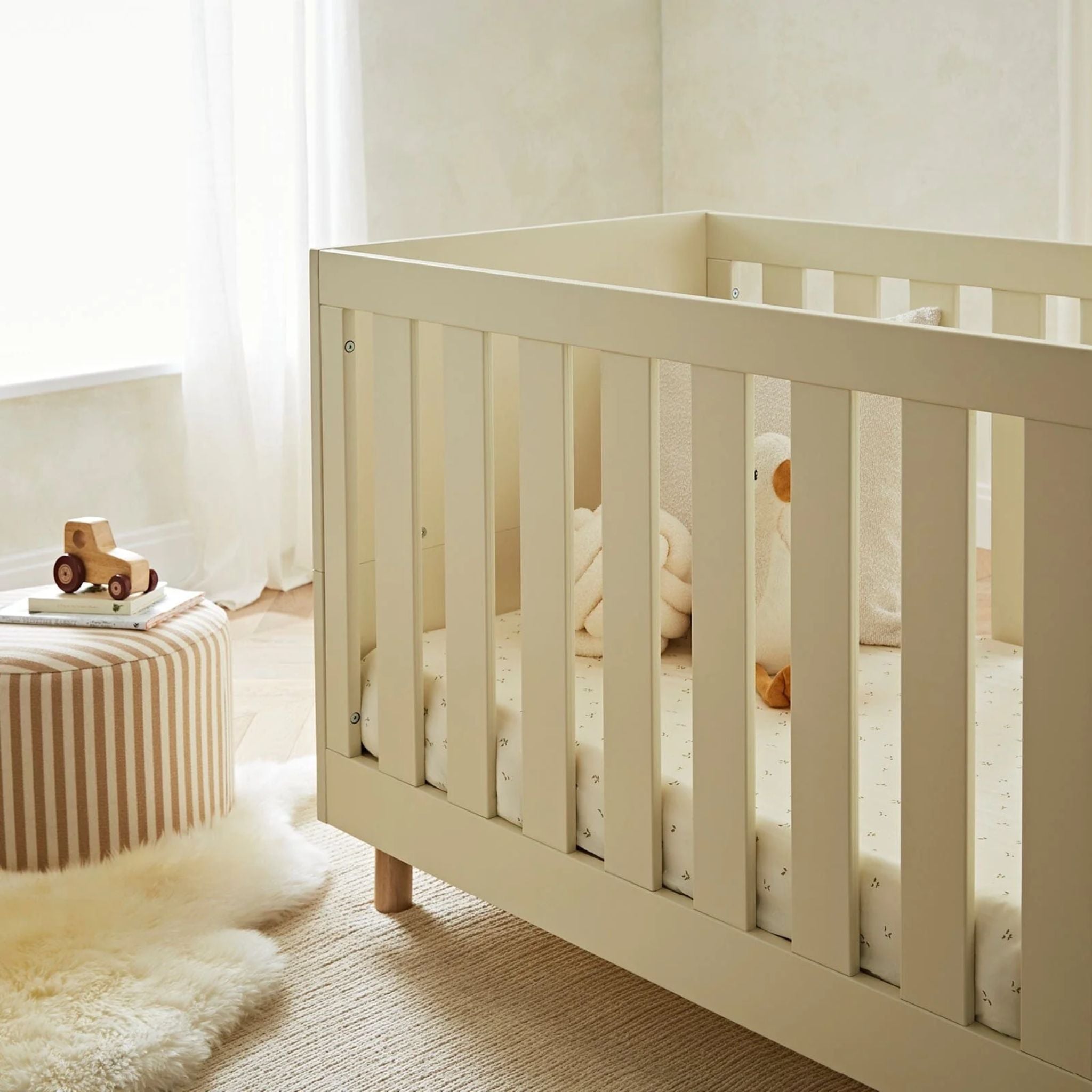 CuddleCo Harper Cot Bed - Cream