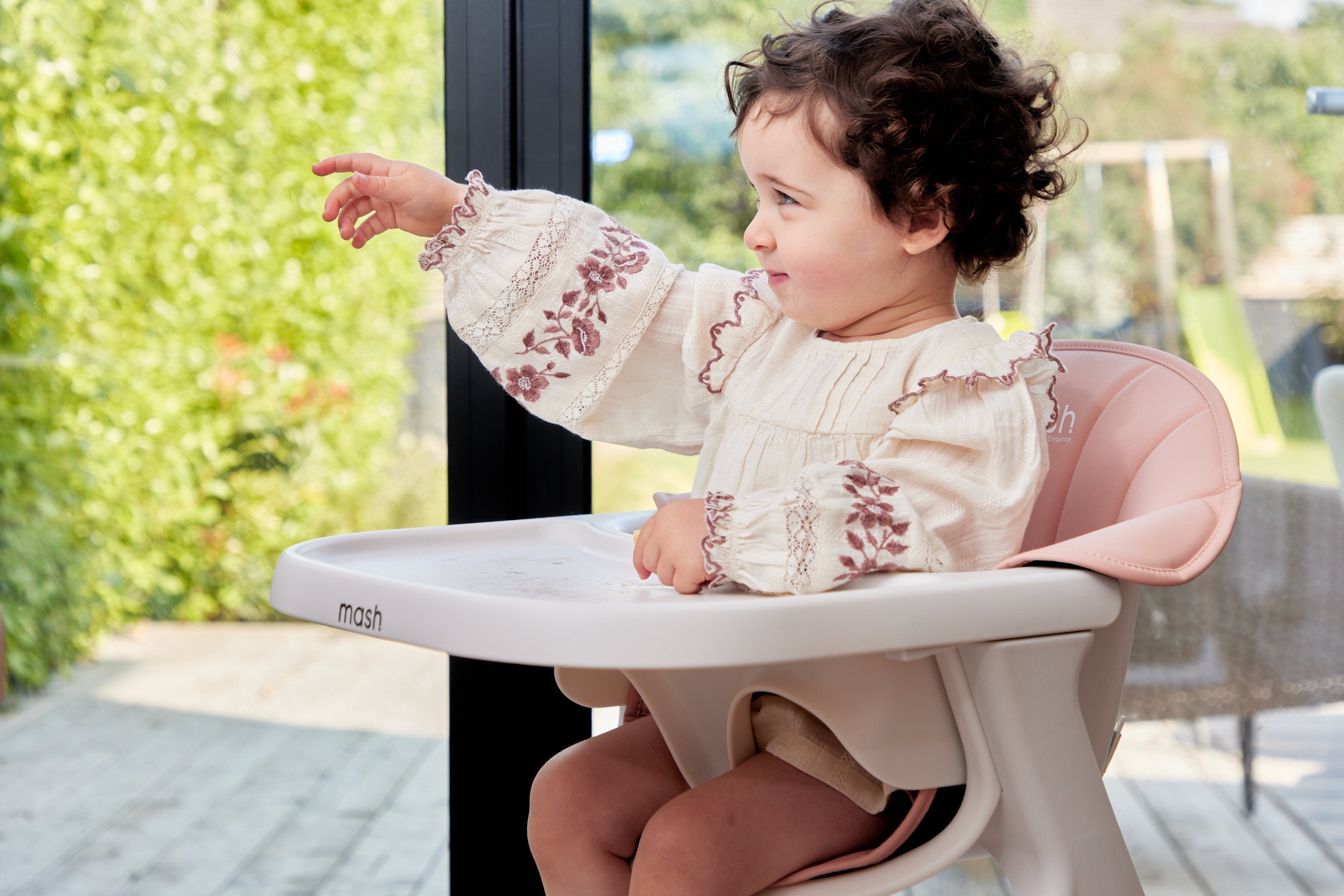 Baby Elegance Mash Cushion