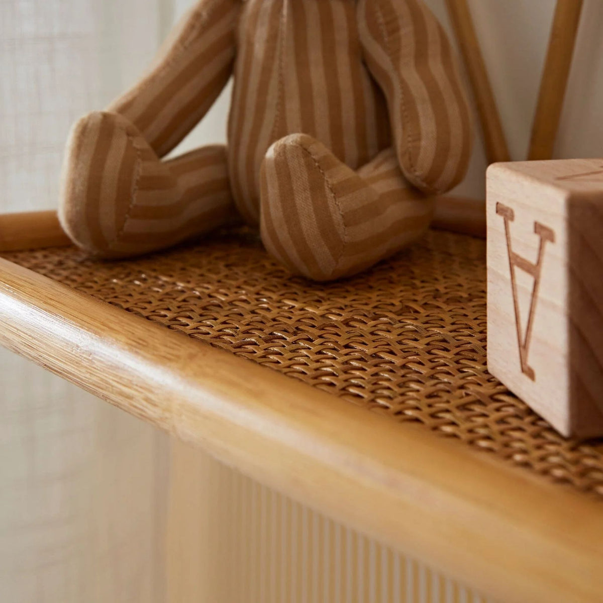 CuddleCo Aria Shelf Rattan