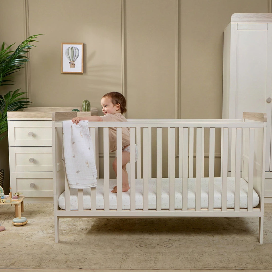 Baby Elegance Haddington Cot Bed with Changing Unit & Chest of Drawers Bundle