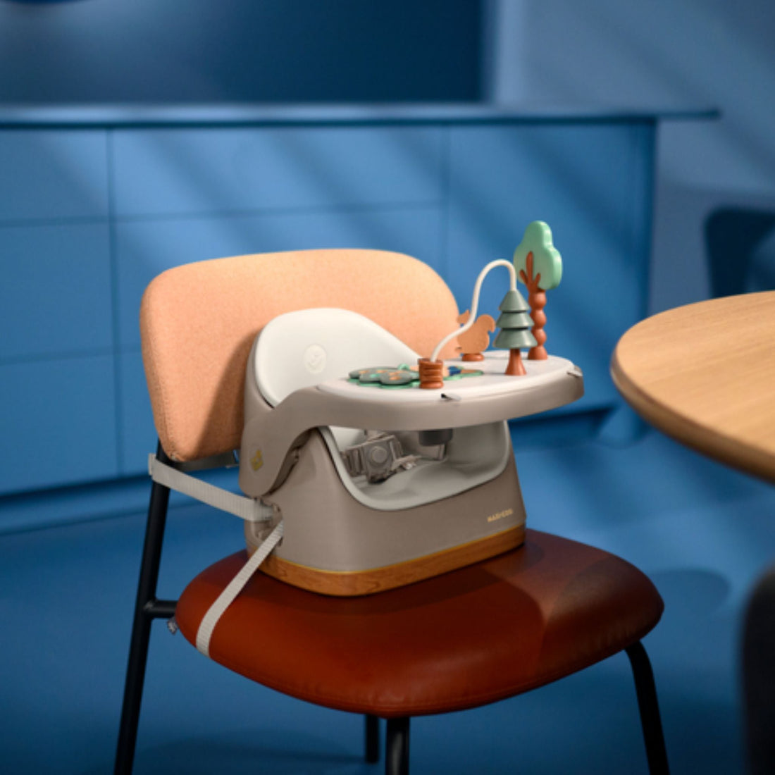 Maxi Cosi Jay Plus 3-in-1 Feeding Booster Seat
