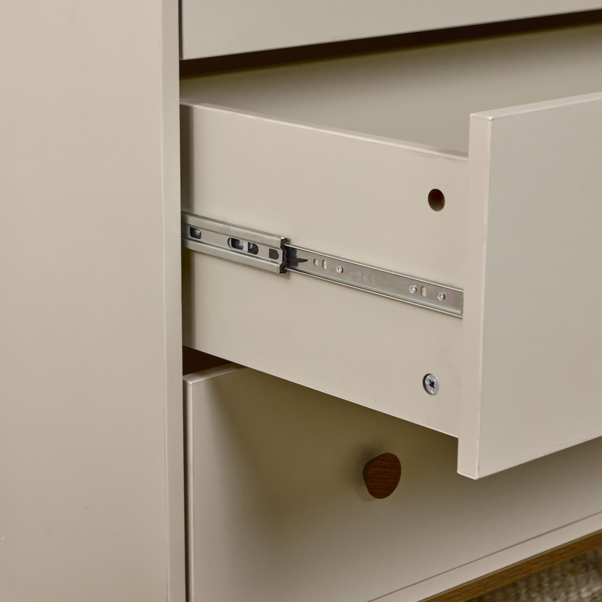 Baby Elegance Ollie Chest of Drawers