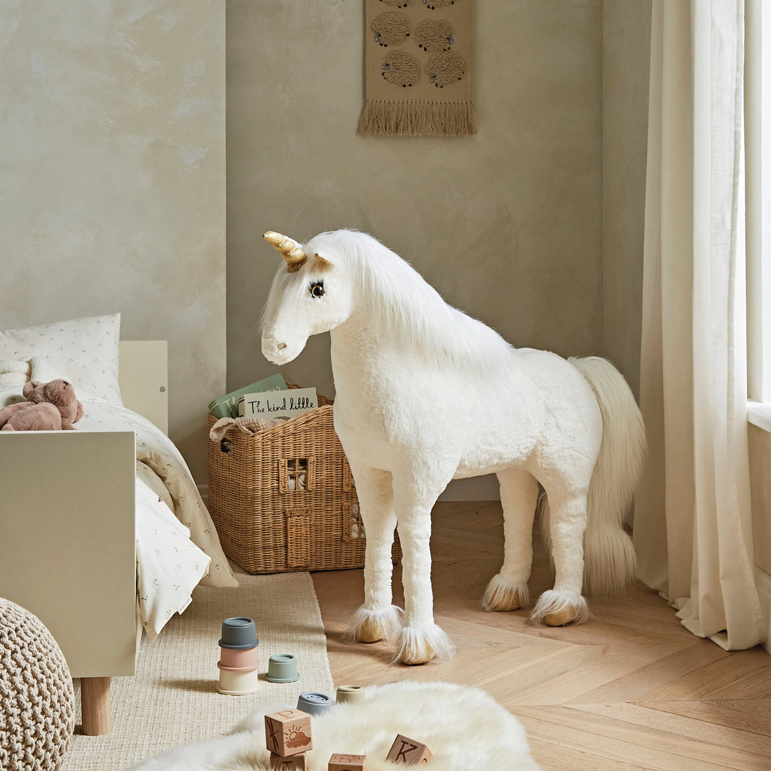 CuddleCo Standing Unicorn