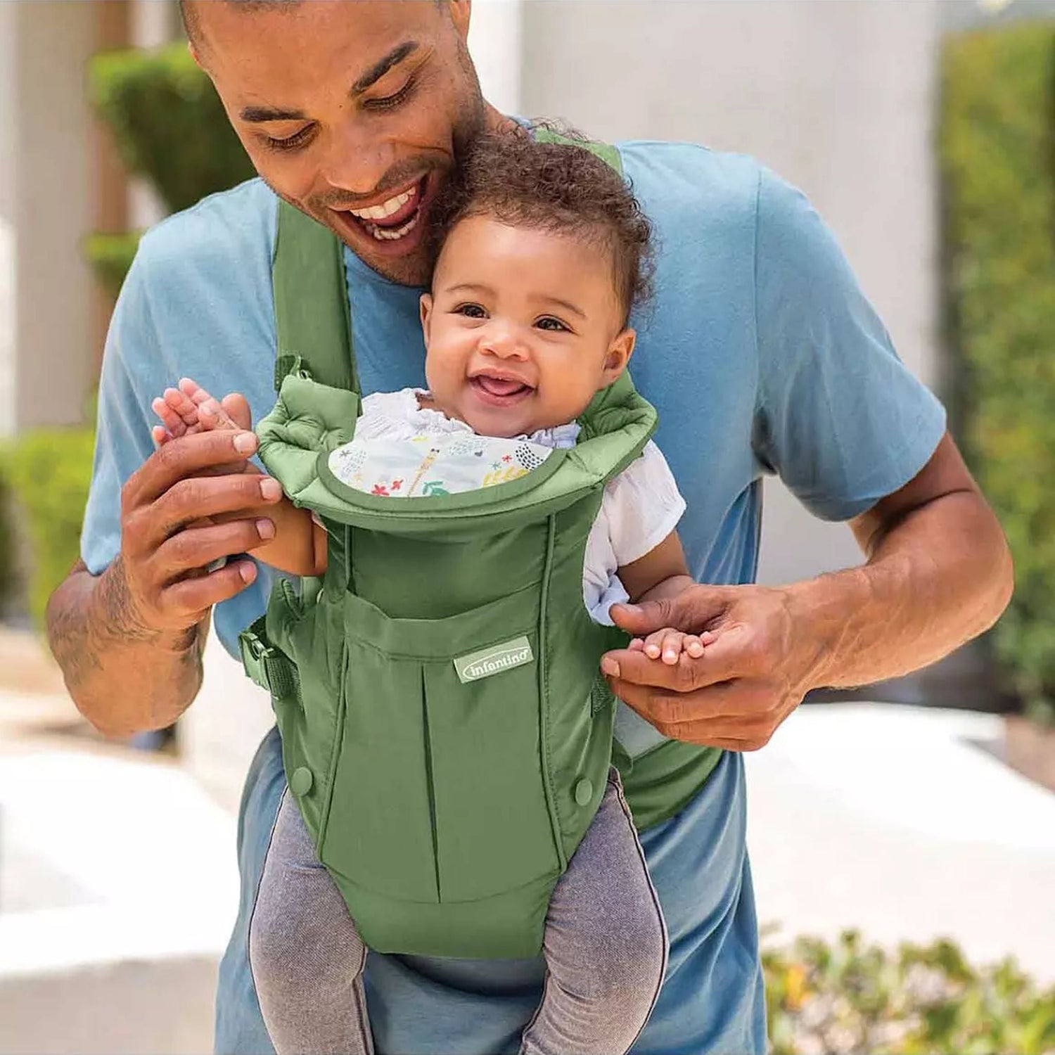 Infantino Swift Classic Bib Carrier