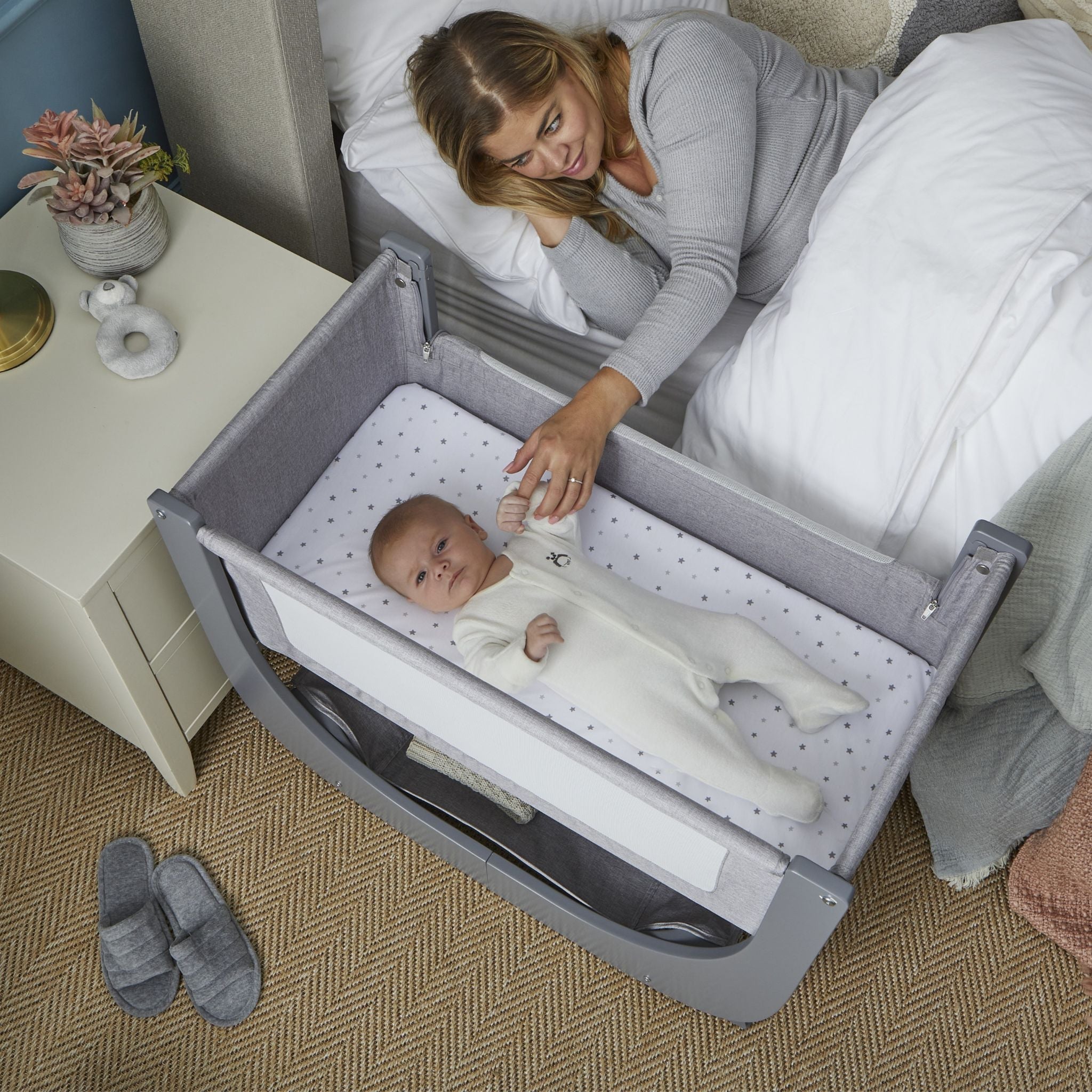 Shnuggle Air Lite Bedside Crib