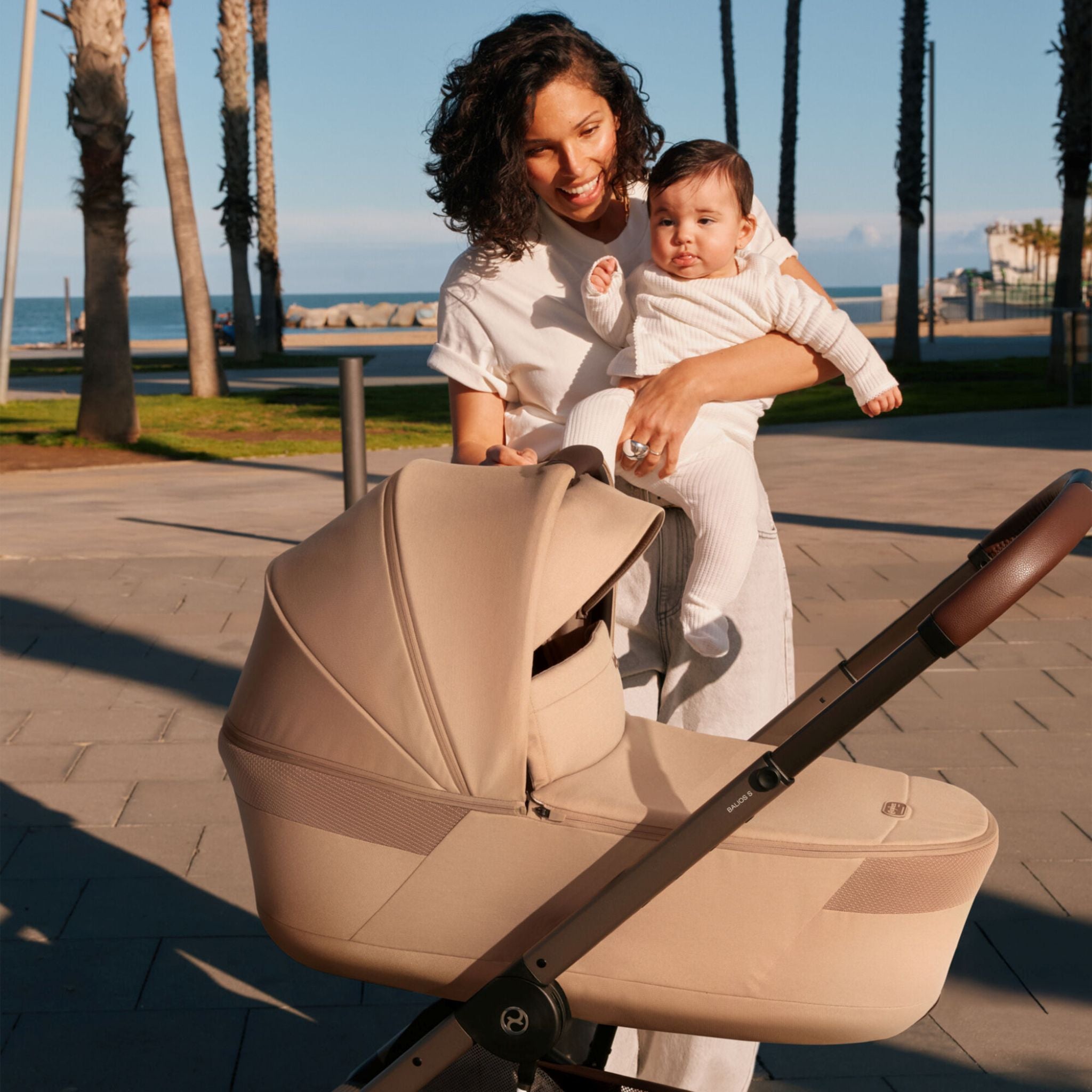 Cybex Balios S Lux &amp; Foldable Carry Cot