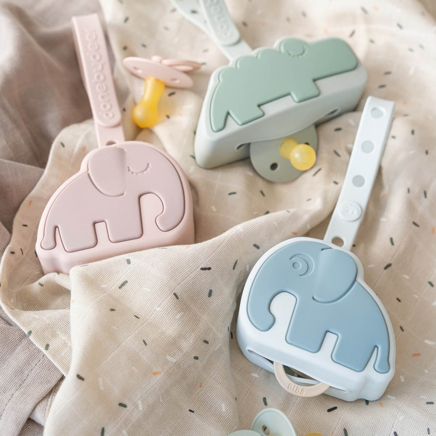 Donebydeer Silicone Pacifier Pouch Croco