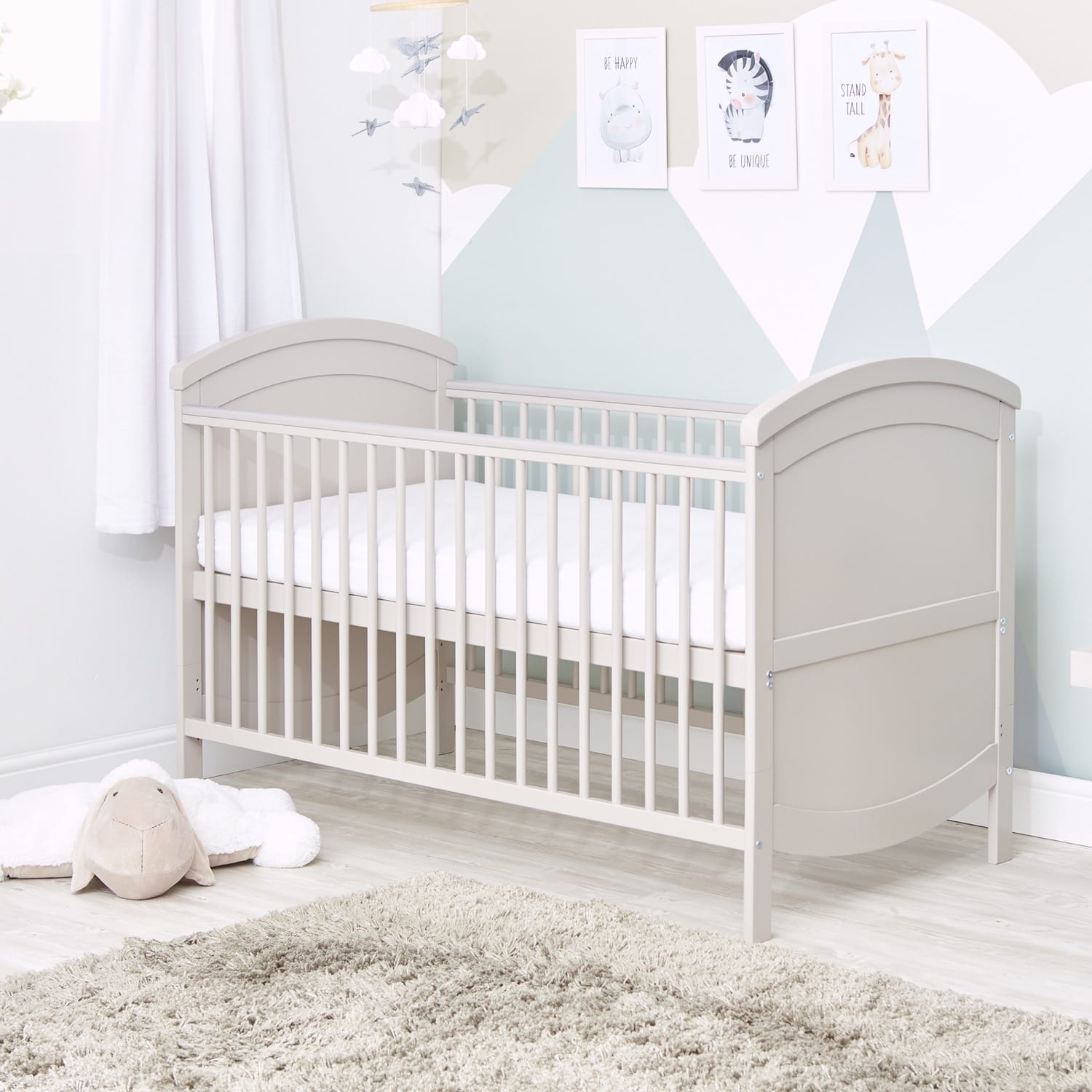 Baby elegance travis cot best sale